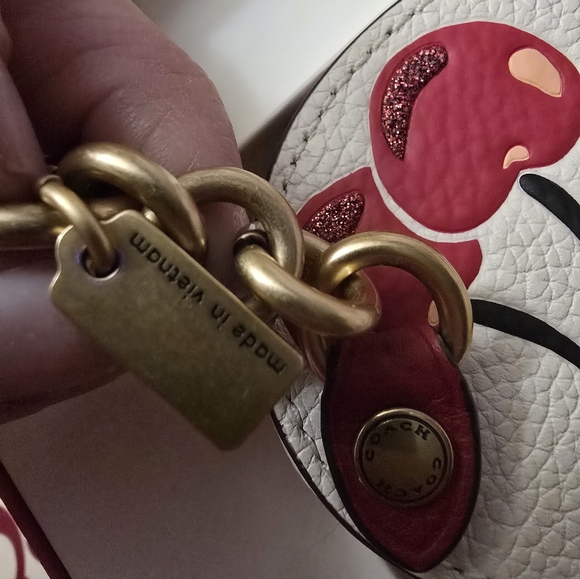 COACH Boxed Cherry Print Leather Heart Coin Purse NIB - Picture 14 of 16